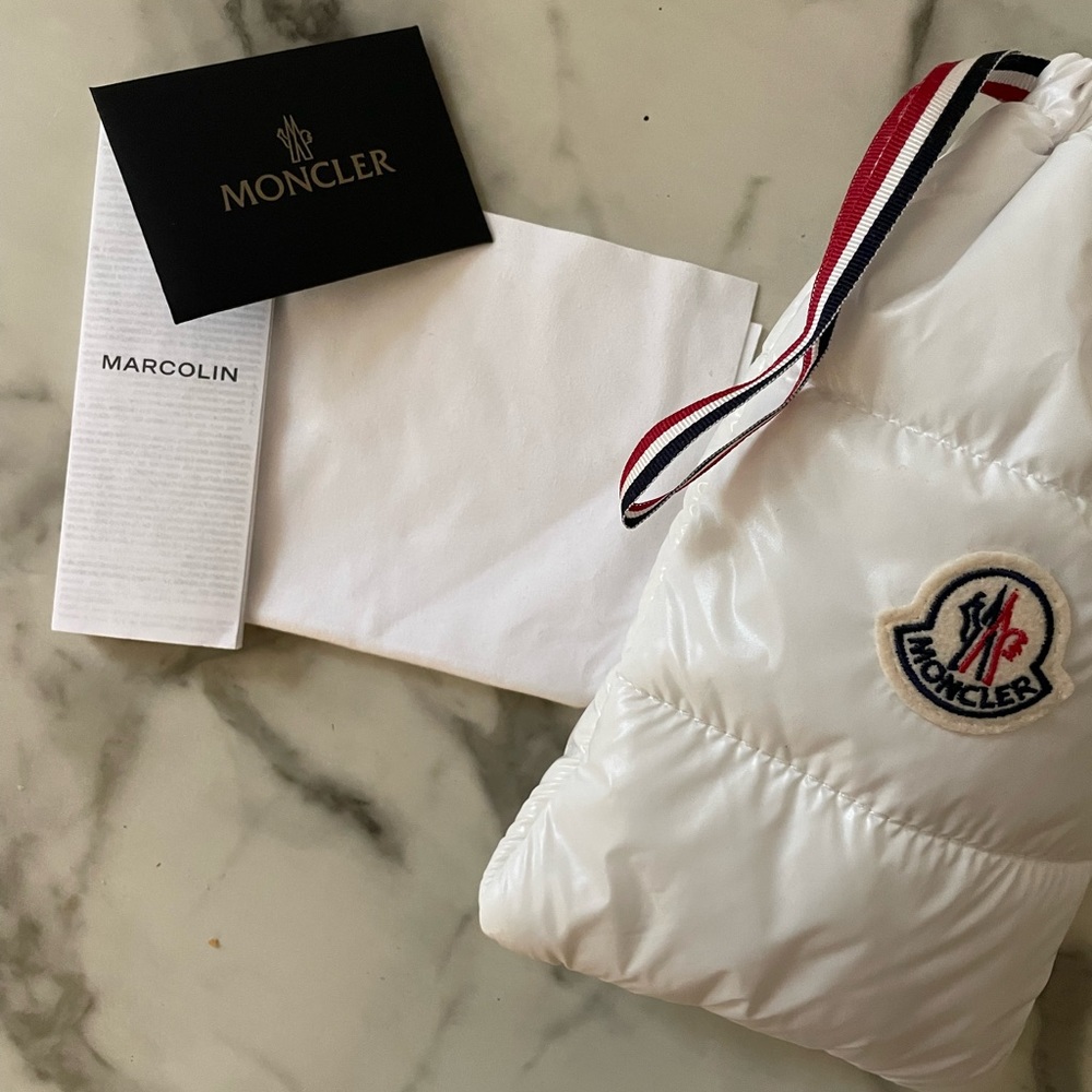 Bellejour Moncler Geometric Sunglasses - Picture 10 of 12